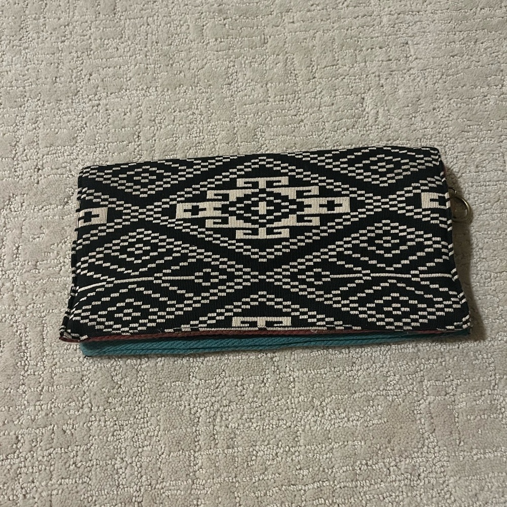 atenti Geometric Black and White Clutch, multicolored interior